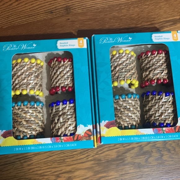 The Pioneer Woman Beaded Napkin Rings 8 piece 2 sets of 4 - Picture 12 of 13